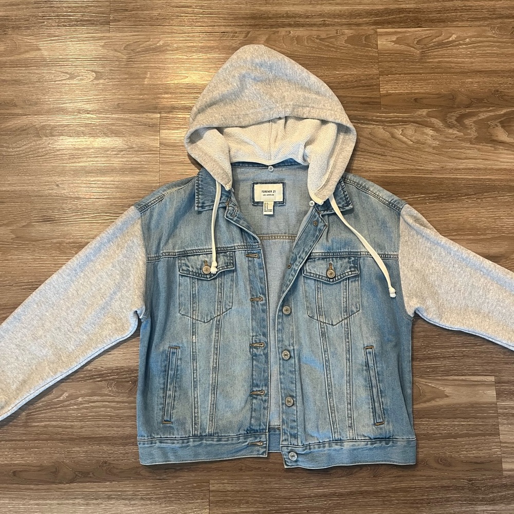 Forever 21 F21 denim combo jacket